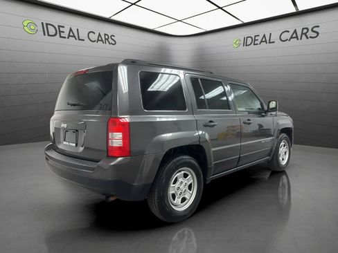 Used 2015 Jeep Patriot Sport w/ Power Value Group FWD image 5
