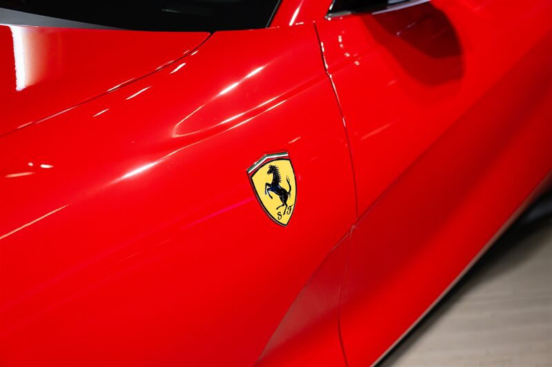 Used 2022 Ferrari 812 GTS RWD image 22