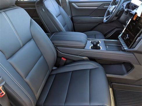 New 2026 GMC Acadia Elevation w/ Black Edition image 37