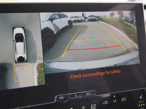 Used 2023 Toyota bZ4X Limited image 27