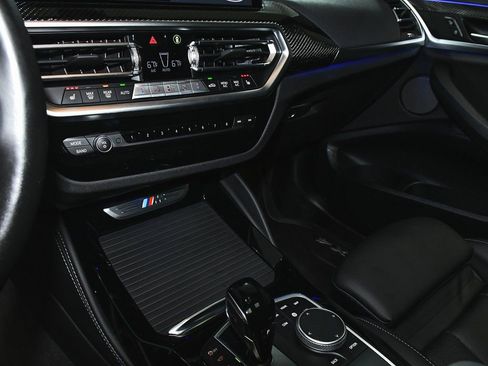 Used 2024 BMW X4 M40i w/ Premium Package image 47