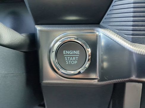 Used 2025 Ford F150 Raptor AWD/4WD image 33