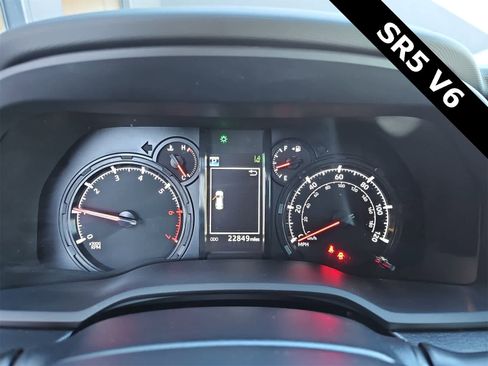 Used 2024 Toyota 4Runner SR5 image 22