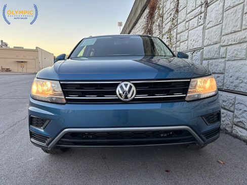 Used 2018 Volkswagen Tiguan SE image 16