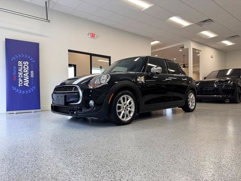 Used 2016 MINI Cooper S FWD image 14
