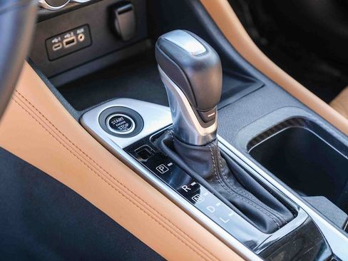 Used 2023 Nissan Sentra SV w/ SV Premium Package FWD image 21
