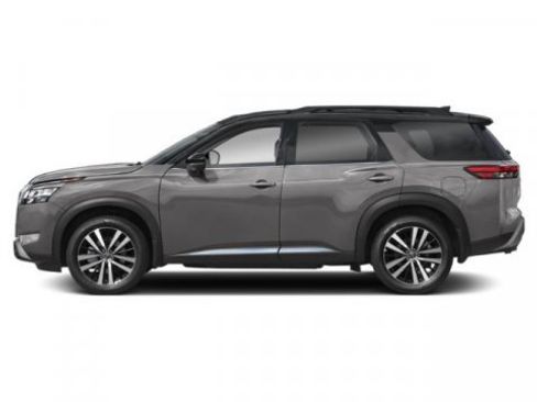 Certified 2025 Nissan Pathfinder Platinum w/ Black Appearance Package image 3