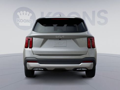 New 2026 Kia Sorento LX image 16