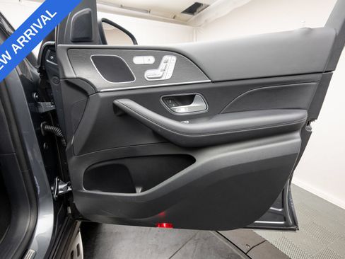 Used 2024 Mercedes-Benz GLE 350 4MATIC w/ AMG Line Exterior image 34