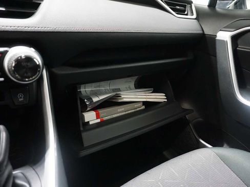 Used 2024 Toyota RAV4 XLE image 19