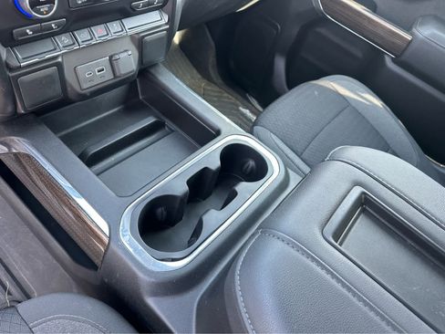 Used 2022 Chevrolet Silverado 1500 LT Trail Boss w/ Bed Protection Package image 14