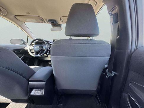 Used 2025 Toyota Corolla LE FWD image 49