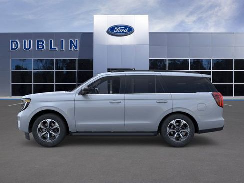 New 2026 Ford Expedition Active image 32