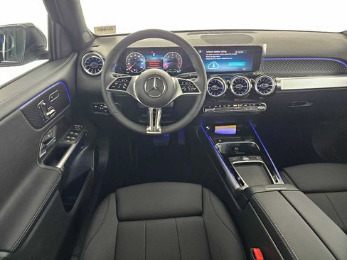 New 2026 Mercedes-Benz GLB 250 image 18