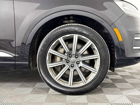 Used 2018 Audi Q7 3.0T Premium Plus w/ Premium Plus Package image 29