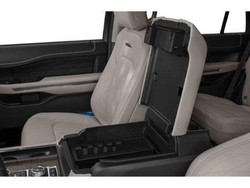 Used 2019 Ford Expedition Platinum RWD image 9
