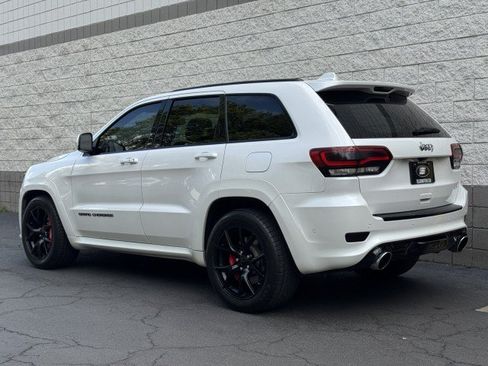 Used 2017 Jeep Grand Cherokee SRT w/ Trailer Tow Group IV AWD/4WD image 12