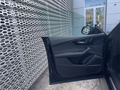 New 2026 Audi Q8 Premium Plus image 7