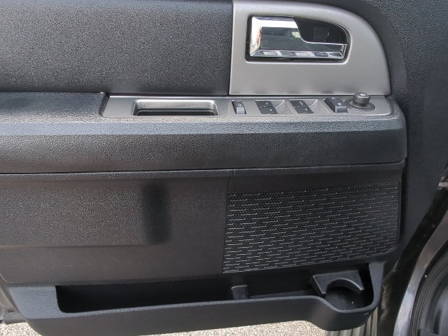 Used 2016 Ford Expedition XLT AWD/4WD image 12