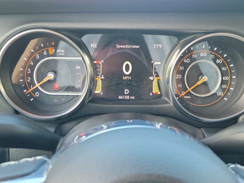 Used 2021 Jeep Gladiator Overland w/ Popular Equipment Package AWD/4WD image 22