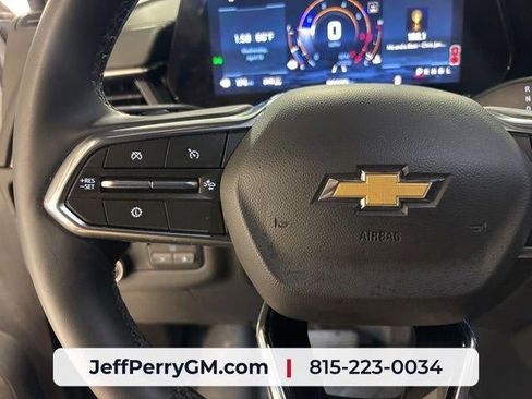 Used 2025 Chevrolet Tahoe Premier w/ Sun And Tow Package AWD/4WD image 15