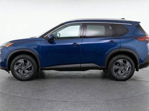 Used 2025 Nissan Rogue SV image 5