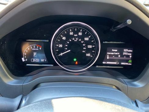 Used 2019 Honda HR-V Touring image 16