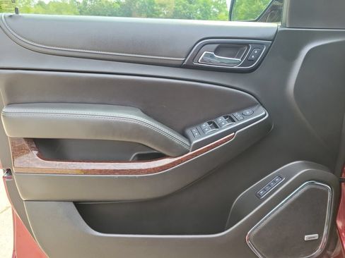 Used 2018 GMC Yukon SLT w/ Open Road Package AWD/4WD image 20
