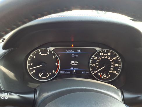 Used 2020 Nissan Altima 2.5 SR FWD image 17