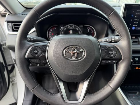Used 2025 Toyota RAV4 XLE w/ Convenience Package AWD/4WD image 14