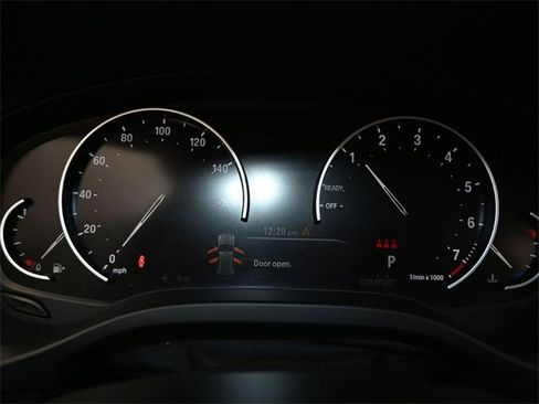 Used 2019 BMW X3 xDrive30i w/ Driving Assistance Package image 14