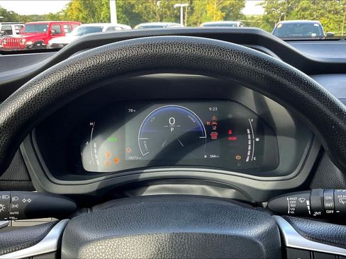 Used 2025 Toyota Grand Highlander AWD Hybrid image 25