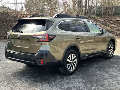 Certified 2022 Subaru Outback Premium image 20