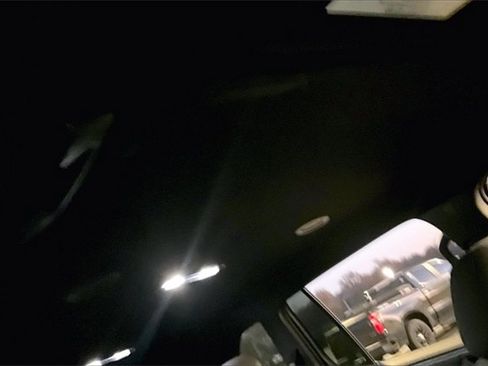 Used 2025 GMC Acadia Elevation image 28