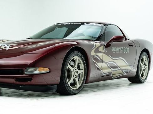 Used 2003 Chevrolet Corvette Coupe w/ Preferred Equipment Group RWD image 9