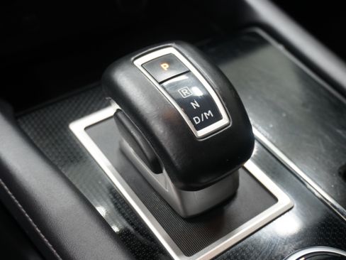 Used 2023 Mitsubishi Outlander SE Black Edition FWD image 21