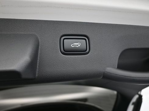 Used 2023 Kia Sportage SX image 44