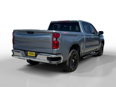Used 2024 Chevrolet Silverado 1500 LT AWD/4WD image 5