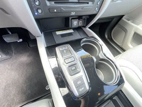 Used 2019 Honda Pilot Elite image 15
