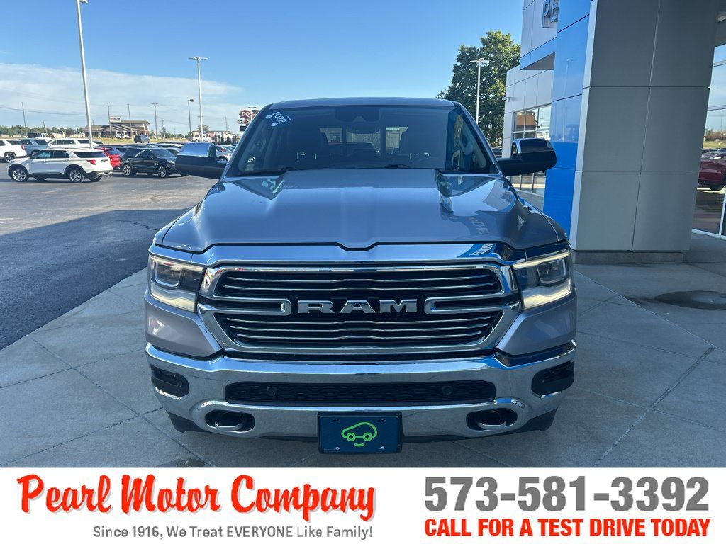 Used 2022 RAM 1500 Laramie AWD/4WD image 2