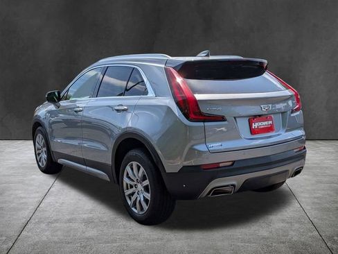 Used 2023 Cadillac XT4 Premium Luxury FWD image 7