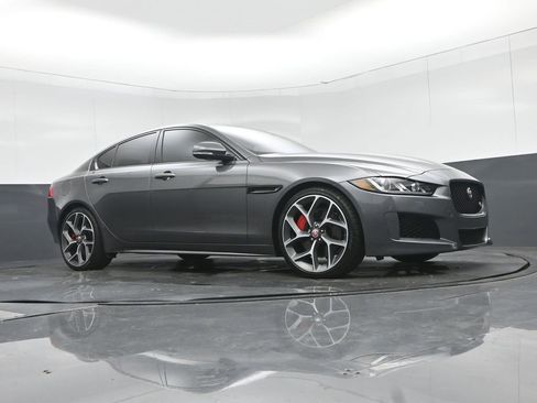Used 2019 Jaguar XE S image 53