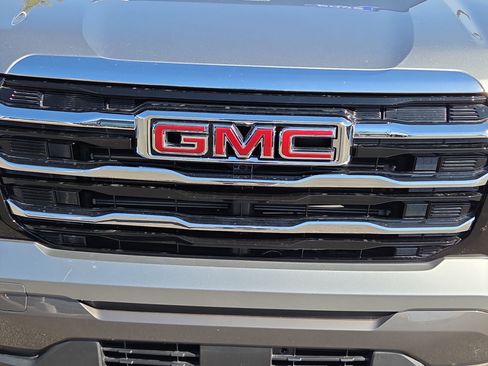 Used 2026 GMC Terrain Elevation FWD image 9