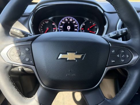 Used 2023 Chevrolet Traverse Premier w/ Redline Edition AWD/4WD image 16