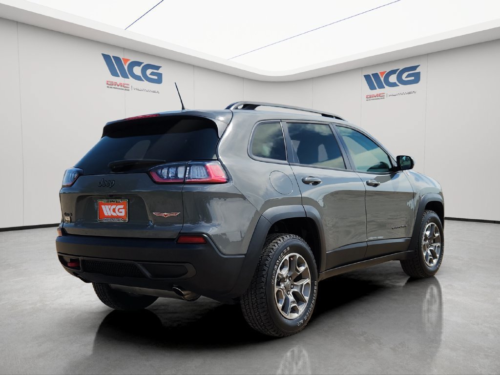 Used 2022 Jeep Cherokee Trailhawk w/ Premium Leather Package AWD/4WD image 3