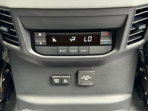 Used 2024 Toyota Sequoia Limited RWD image 37