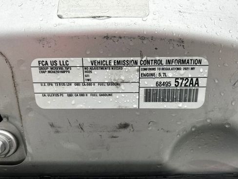 Used 2021 Dodge Challenger R/T image 33