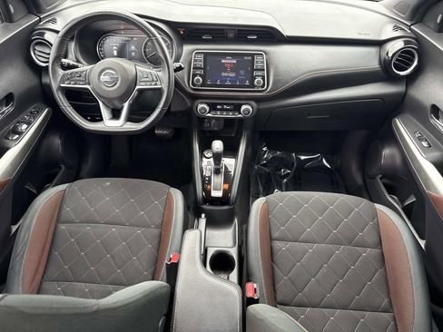 Certified 2020 Nissan Kicks SR image 15