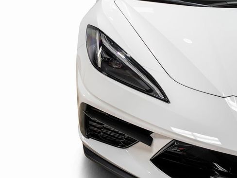 Used 2024 Chevrolet Corvette Stingray Premium Conv w/ 3LT image 3