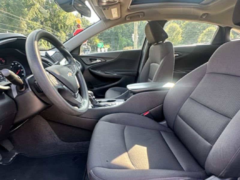 Used 2024 Chevrolet Malibu LT FWD image 18